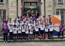 <a href="/actualites/les-colos-sportives-dhustle-paris-basket">Les colos sportives d&#039;Hustle Paris Basket</a><div class="smartphoto_back_link"><a href="/multimedia">Retour aux albums</a></div><div class="smartphoto_date_album">Album publié le 10/08/2021</div>