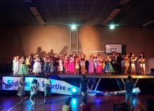 <a href="/actualites/fauvettes-des-pierres-dorees-gala-de-danse">FAUVETTES DES PIERRES DOREES - Gala de danse</a><div class="smartphoto_back_link"><a href="/multimedia">Retour aux albums</a></div><div class="smartphoto_date_album">Album publié le 04/07/2023</div>