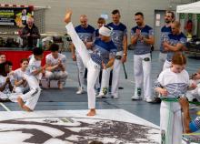 <a href="/actualites/16eme-rencontres-internationales-de-capoeira-tours" class="active">16ème Rencontres Internationales de Capoeira à Tours</a><div class="smartphoto_back_link"><a href="/multimedia">Retour aux albums</a></div><div class="smartphoto_date_album">Album publié le 11/04/2023</div>