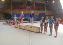 <a href="/actualites/retour-sur-le-regional-individuelle-et-coupe-dauge-en-gymnastique-feminine">Retour sur le Régional Individuelle et Coupe Dauge en Gymnastique Féminine</a><div class="smartphoto_back_link"><a href="/multimedia">Retour aux albums</a></div><div class="smartphoto_date_album">Album publié le 02/05/2017</div>