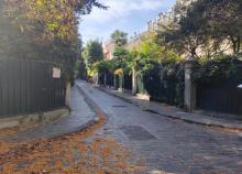 <a href="/actualites/les-batignolles-et-ses-tresors-caches">Les Batignolles et ses trésors cachés</a><div class="smartphoto_back_link"><a href="/multimedia">Retour aux albums</a></div><div class="smartphoto_date_album">Album publié le 22/10/2025</div>