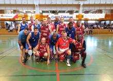 <a href="/actualites/retour-sur-le-tournoi-veterans-2019-dargentant">Retour sur le tournoi vétérans 2019 d&#039;Argentant</a><div class="smartphoto_back_link"><a href="/multimedia">Retour aux albums</a></div><div class="smartphoto_date_album">Album publié le 04/06/2019</div>