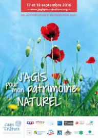 affiche des journées du patrimoine naturel : herbe, fleurs et coquelicots sur fond de ciel bleu
