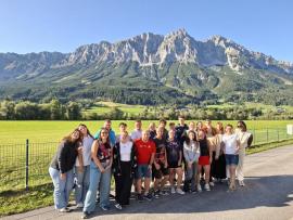 Photo du groupe de jeunes INVEST Photo_de_groupe